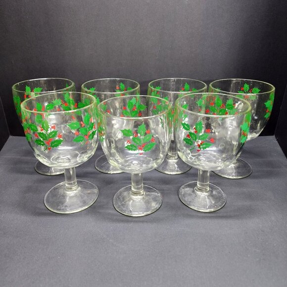 Vintage Libbey Christmas Holly Berry Water Goblets Holiday - Set Of 7 - Picture 3 of 8